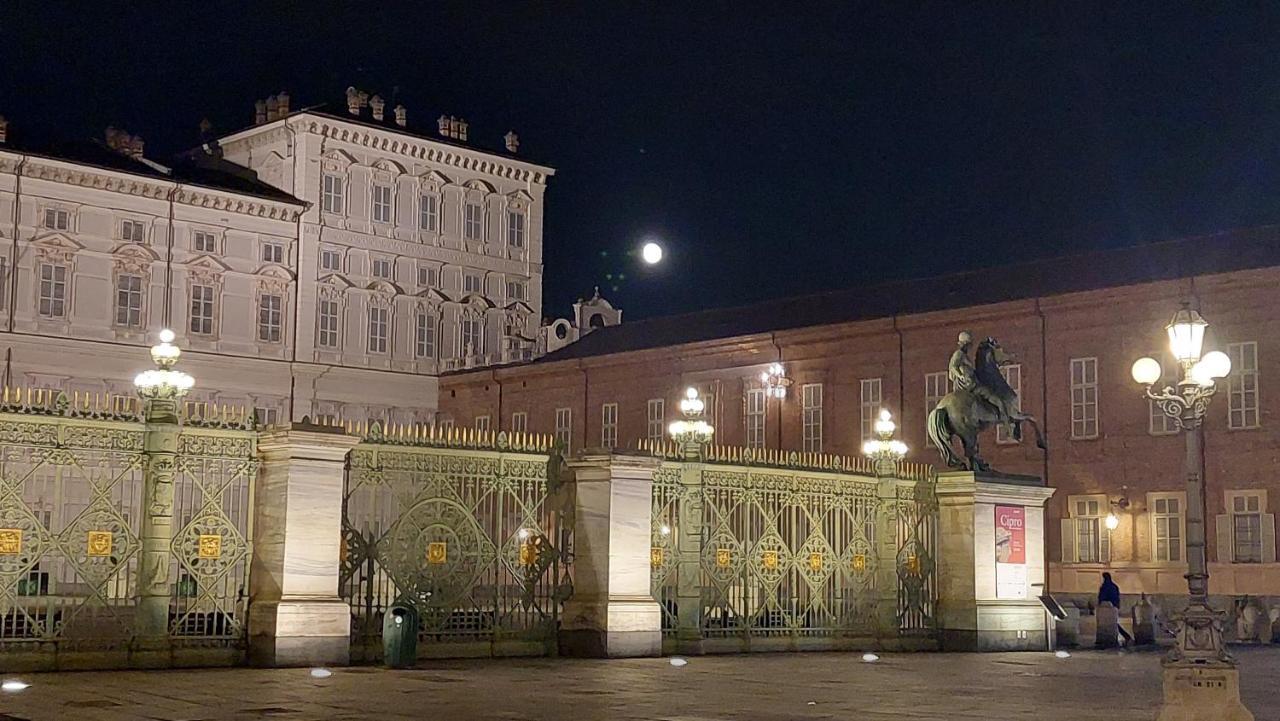 Lucrece Holiday Apartment Turin Extérieur photo